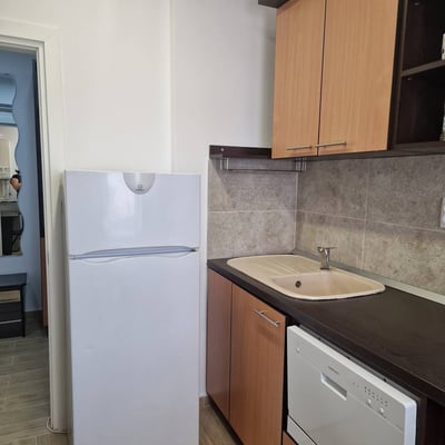 Miete einer komfortablen, möblierten 3-Zimmer-Wohnung, 6. Bezirk, Bukarest, Rumänien
